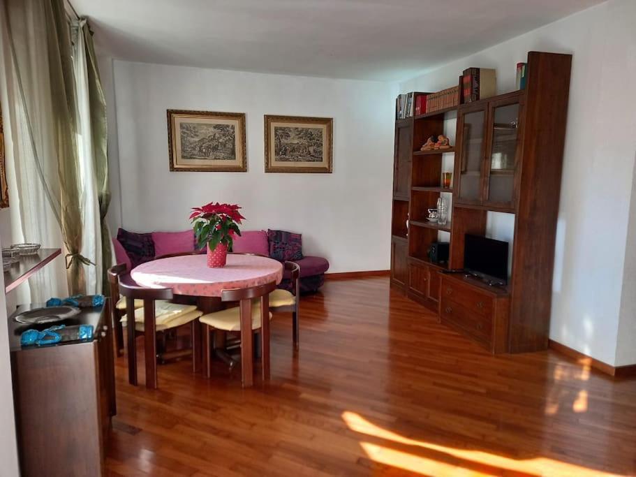 Casa Lola Appartement Livorno Buitenkant foto