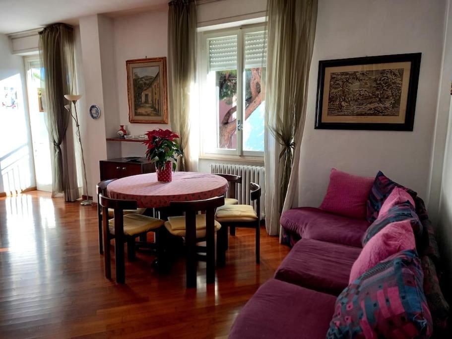 Casa Lola Appartement Livorno Buitenkant foto